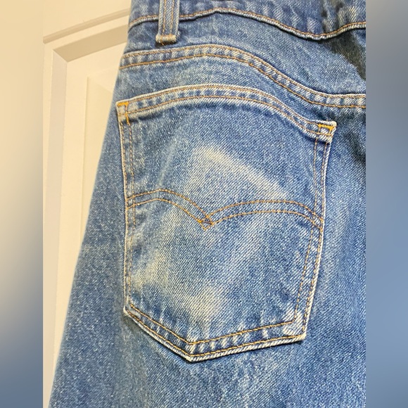 Levi’s, 32 waist - Picture 3 of 8